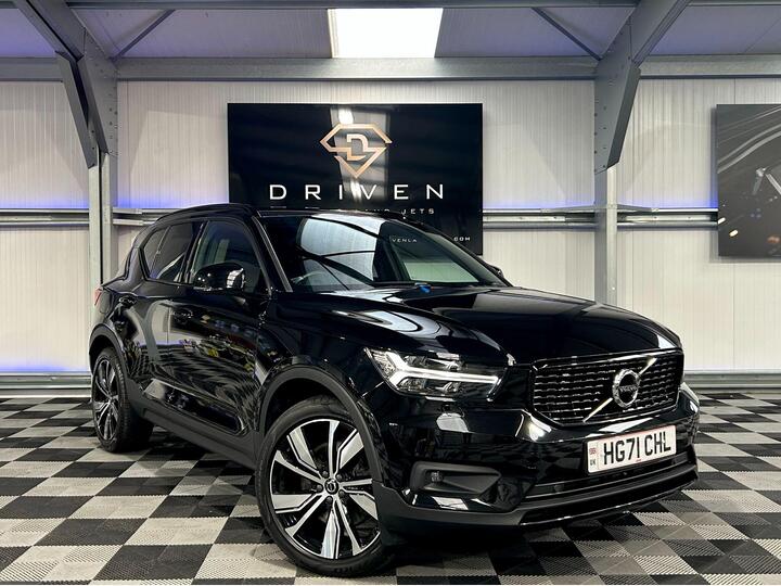 Volvo XC40 1.5h T5 Recharge 10.7kWh Ultimate Dark Auto Euro 6 (s/s) 5dr