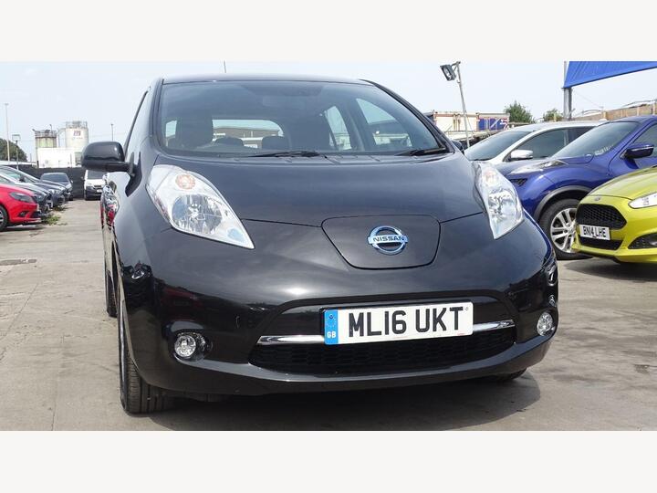Nissan LEAF 30kWh Acenta Auto 5dr