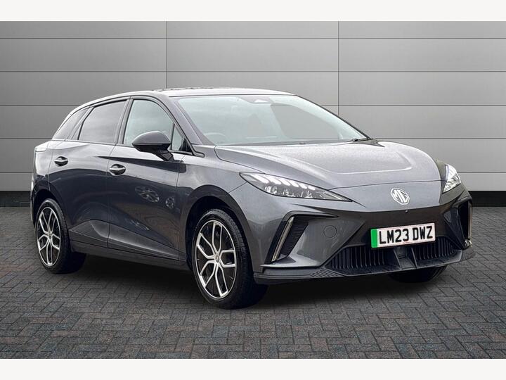 MG MG4 64kWh Trophy Long Range Auto 5dr