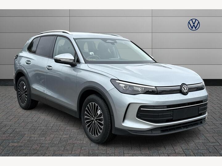 Volkswagen Tiguan 1.5 ETSI MHEV Match DSG Euro 6 (s/s) 5dr