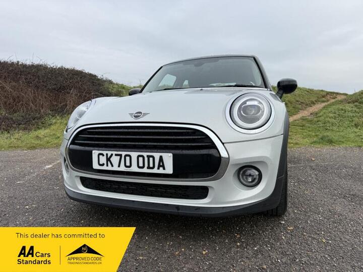 MINI Hatch 1.5 Cooper Classic Euro 6 (s/s) 5dr