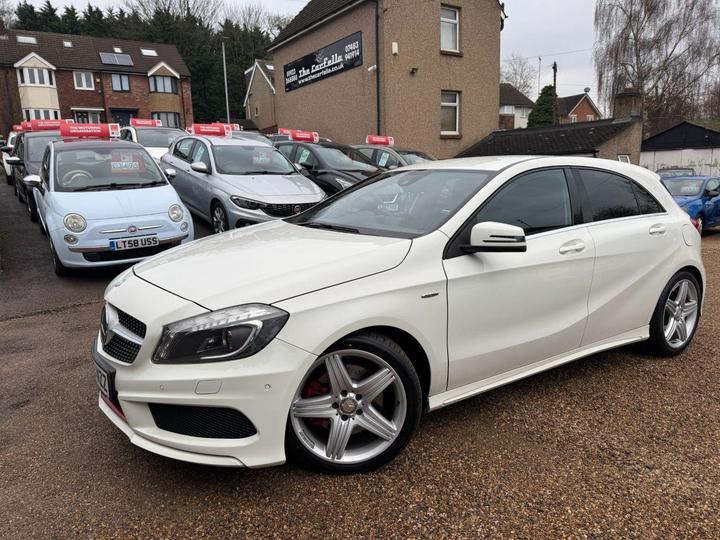 Mercedes-Benz A-CLASS 2.0 A250 BlueEfficiency Engineered By AMG 7G-DCT Euro 6 (s/s) 5dr