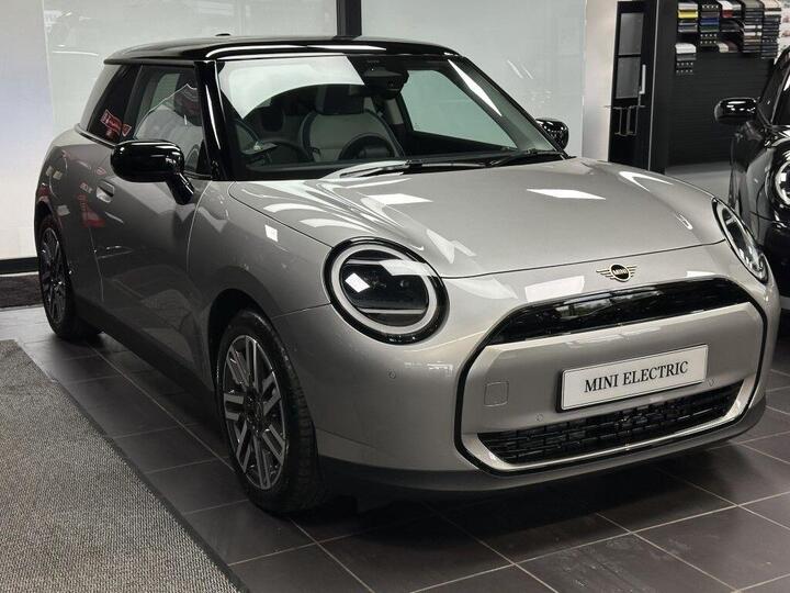MINI Electric Cooper E 40.7kWh Classic Auto 3dr