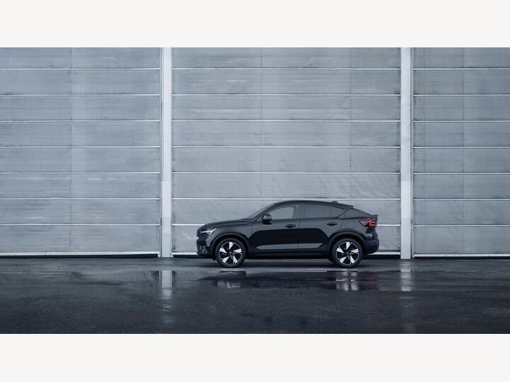 Volvo EC40 Single Motor Extended Range 82kWh Plus Pro Auto 5dr