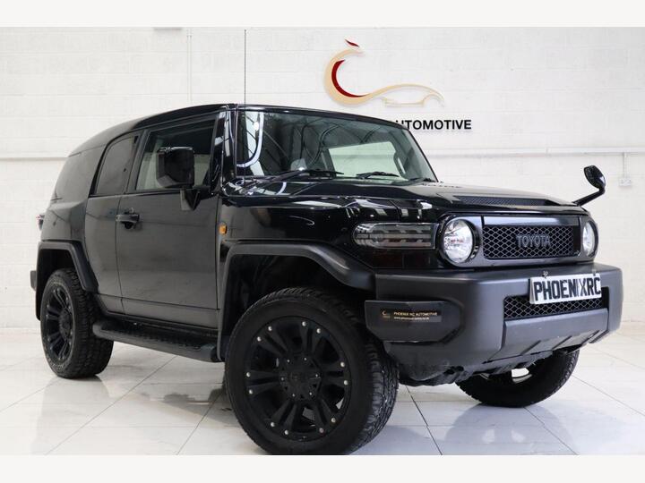 Toyota FJ CRUISER 4.0 4WD 5d Full Leather And CarPlay!!!!