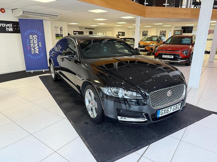 Jaguar XF 2.0d Portfolio Auto Euro 6 (s/s) 4dr