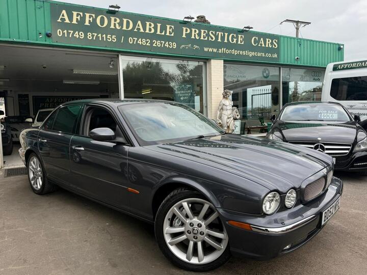 Jaguar XJR 4.2 V8 4dr