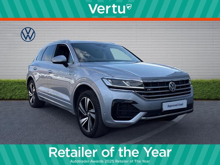 Volkswagen Touareg 3.0 TDI V6 R-Line Tech Tiptronic 4Motion Euro 6 (s/s) 5dr