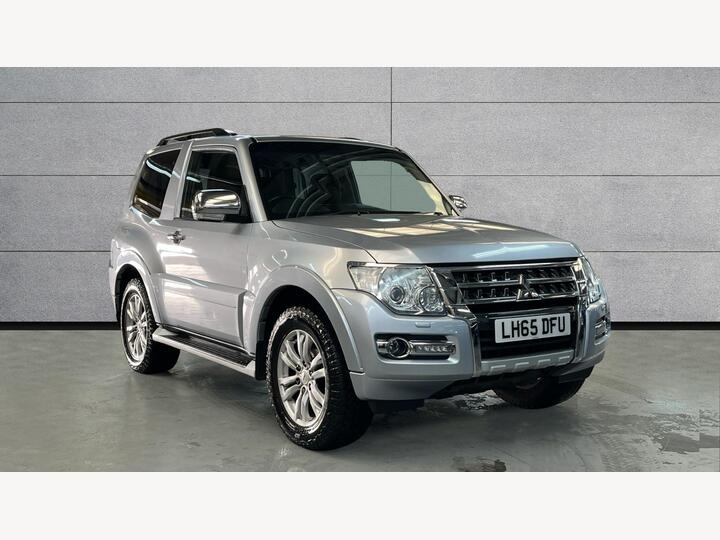 Mitsubishi Shogun 3.2 DI-DC Warrior Auto 4WD Euro 5 3dr SWB
