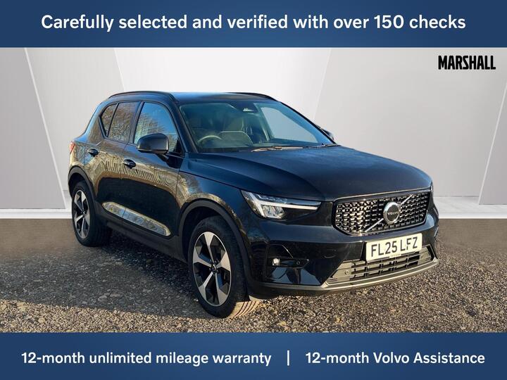 Volvo XC40 2.0 B3 MHEV Plus DCT Auto Euro 6 (s/s) 5dr