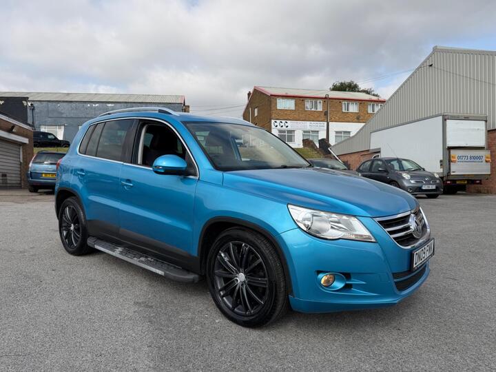 Volkswagen Tiguan 2.0 TDI Sport Auto 4WD Euro 4 5dr