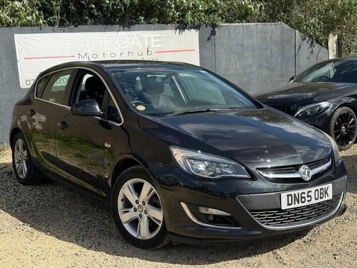 Vauxhall Astra 2.0 CDTi EcoFLEX SRi Euro 5 (s/s) 5dr