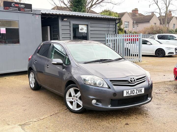 Toyota Auris 1.6 V-Matic SR Euro 5 5dr