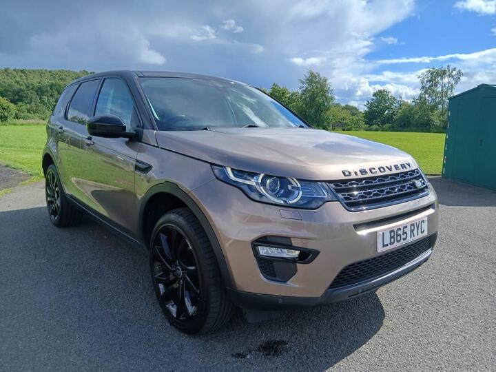 Land Rover Discovery Sport 2.0 TD4 HSE Black Auto 4WD Euro 6 (s/s) 5dr Land Rover Discovery Sport 2.0 TD4 HSE Black Auto 4WD Euro 6 (s/s) 5dr