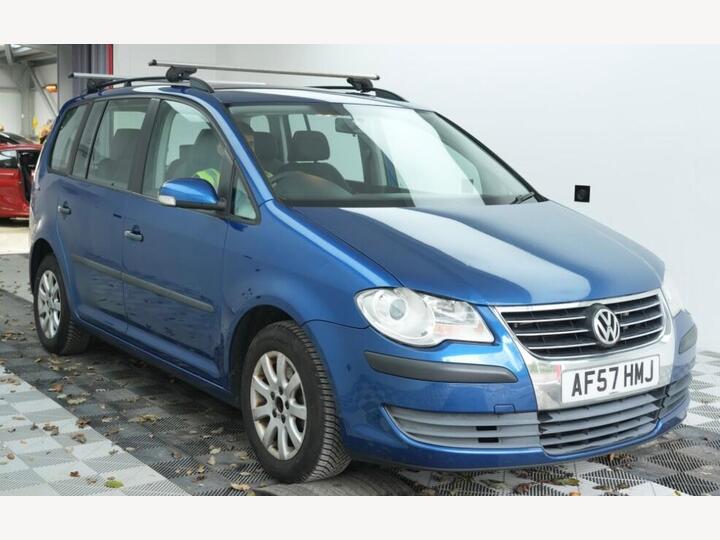 Volkswagen Touran 1.6 S 5dr (7 Seats)