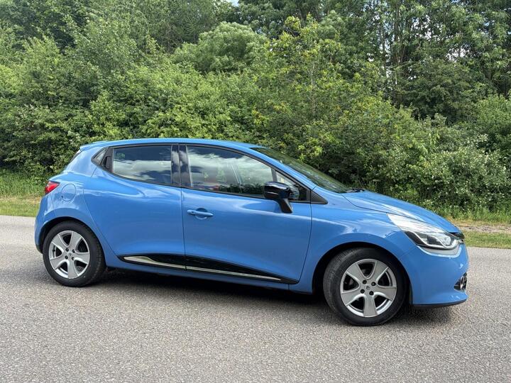 Renault CLIO 1.5 DCi Dynamique MediaNav Euro 5 (s/s) 5dr