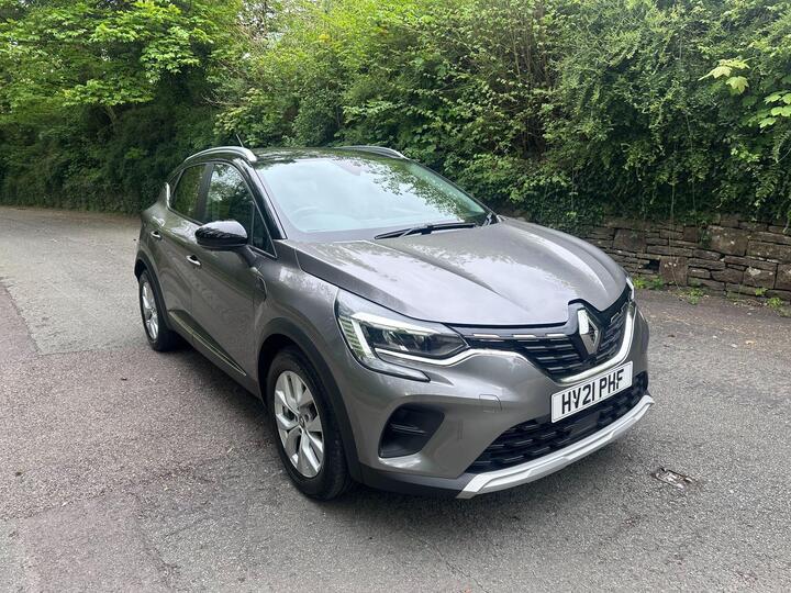 Renault Captur 1.3 TCe Iconic Euro 6 (s/s) 5dr