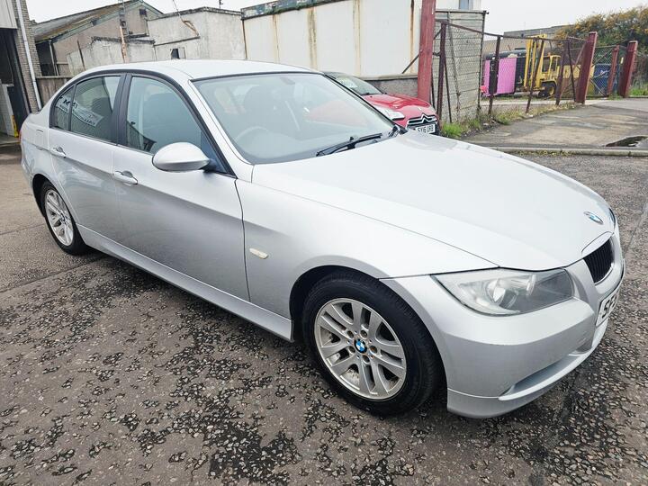 BMW 3 Series 2.0 318i SE Auto Euro 4 4dr BMW 3 Series 2.0 318i SE Auto Euro 4 4dr