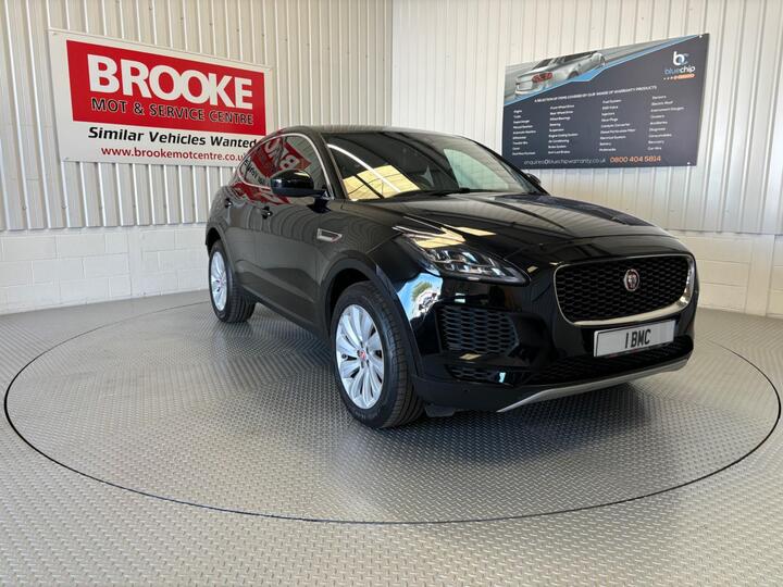 Jaguar E-PACE 2.0 P300 GPF SE Auto AWD Euro 6 (s/s) 5dr Jaguar E-PACE 2.0 P300 GPF SE Auto AWD Euro 6 (s/s) 5dr