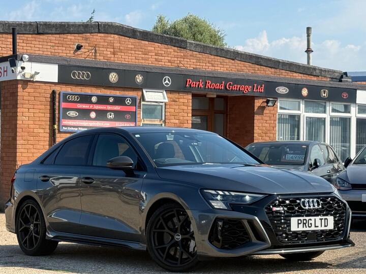 Audi RS3 2.5 TFSI Carbon Black S Tronic Quattro Euro 6 (s/s) 4dr