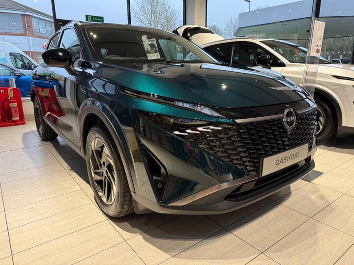 Nissan QASHQAI 1.3 DIG-T MHEV N-Connecta Euro 6 (s/s) 5dr