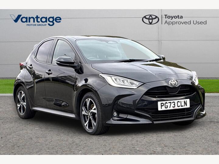 Toyota Yaris 1.5 VVT-h Design E-CVT Euro 6 (s/s) 5dr