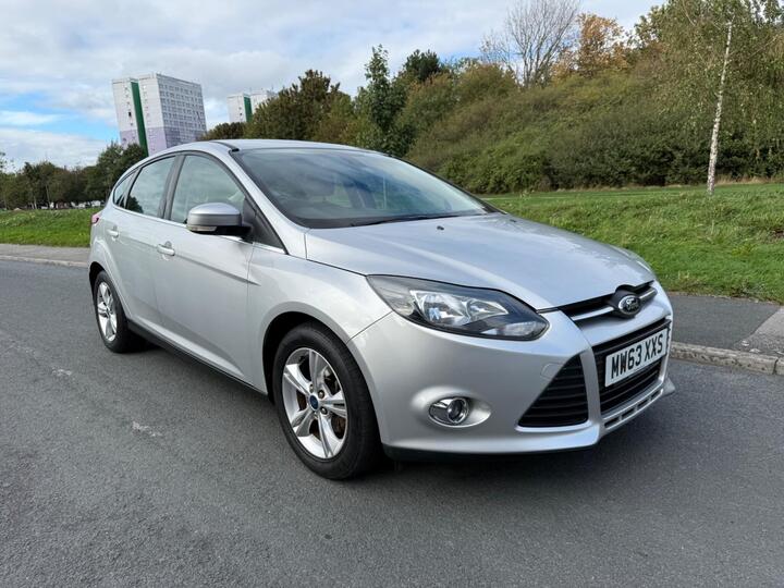 Ford Focus 1.6 Zetec Powershift Euro 5 5dr