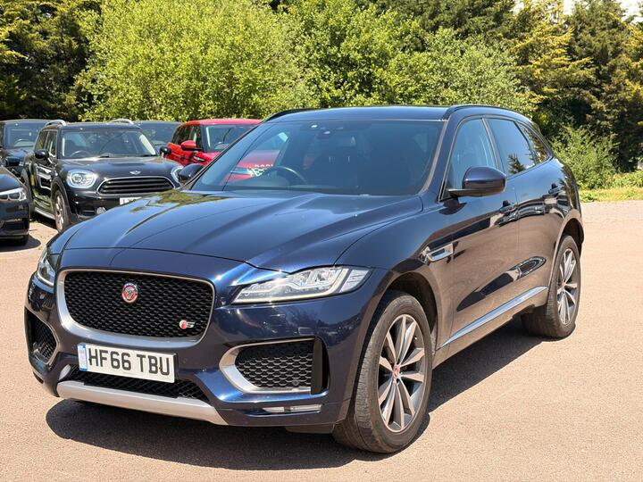 Jaguar F-PACE 3.0 D300 V6 S Auto AWD Euro 6 (s/s) 5dr