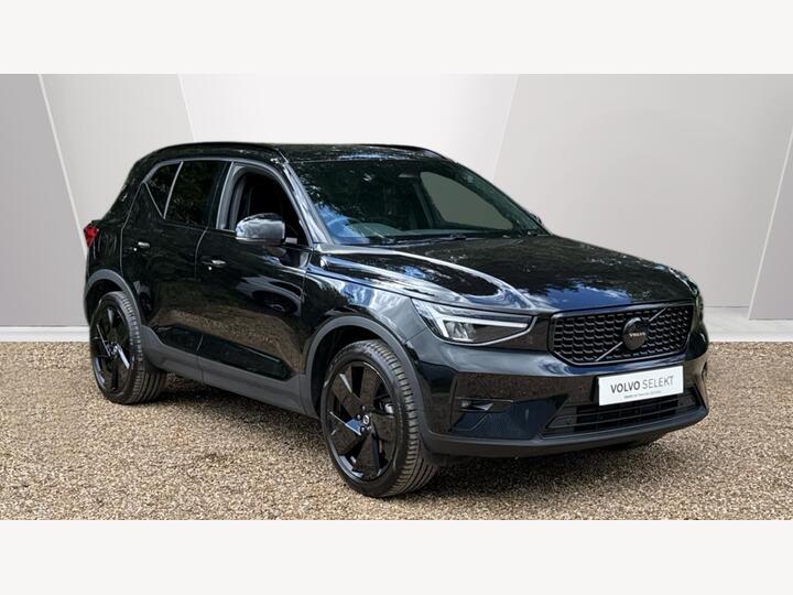 Volvo XC40 2.0 B4 MHEV Plus Black Edition DCT Auto Euro 6 (s/s) 5dr
