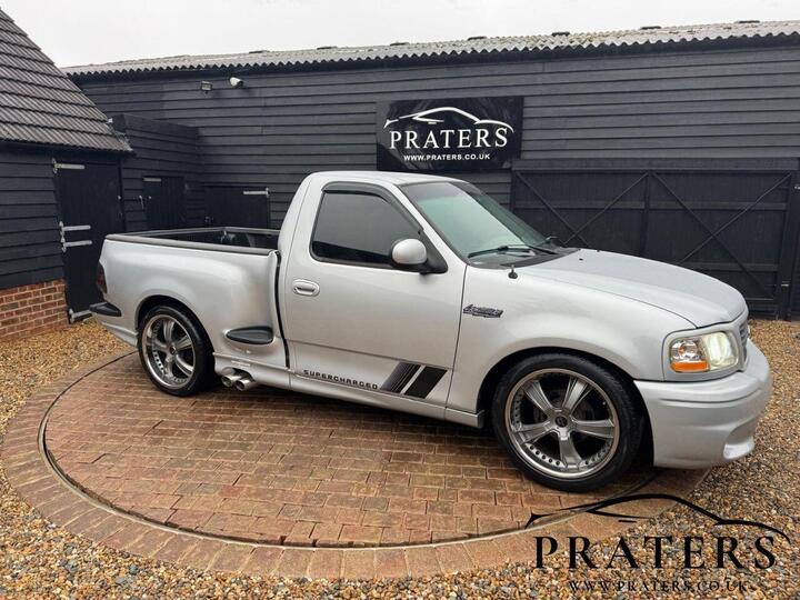 Ford F150 5.4 Supercharged SVT Lightning