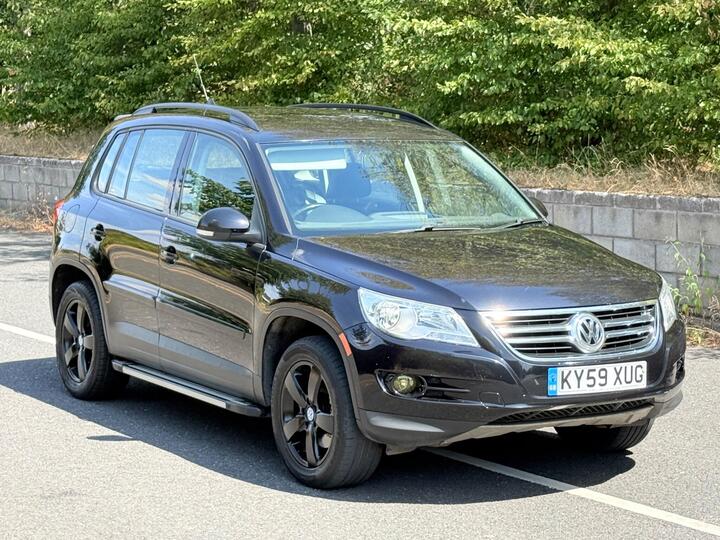 Volkswagen Tiguan 2.0 TDI Escape 4WD Euro 5 5dr