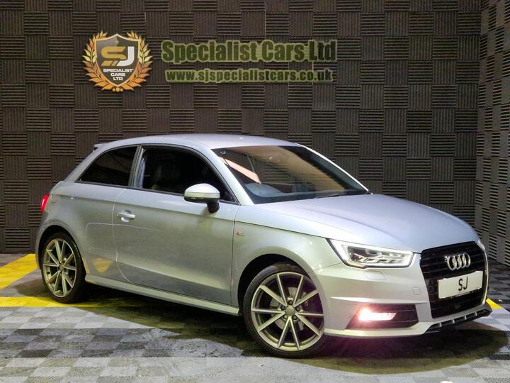 Audi A1 1.4 TFSI CoD Black Edition S Tronic Euro 6 (s/s) 3dr