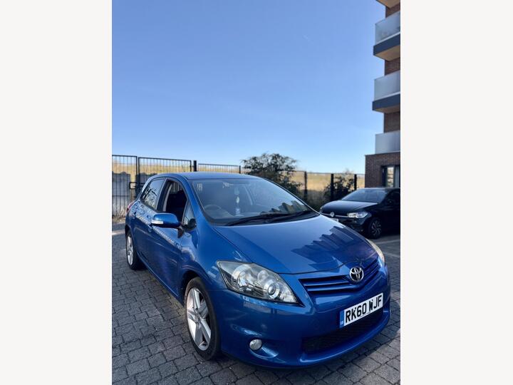 Toyota Auris 1.6 V-Matic SR Euro 5 5dr