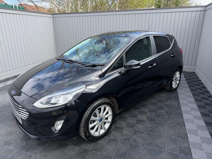 Ford FIESTA 1.0T EcoBoost MHEV Titanium Euro 6 (s/s) 5dr