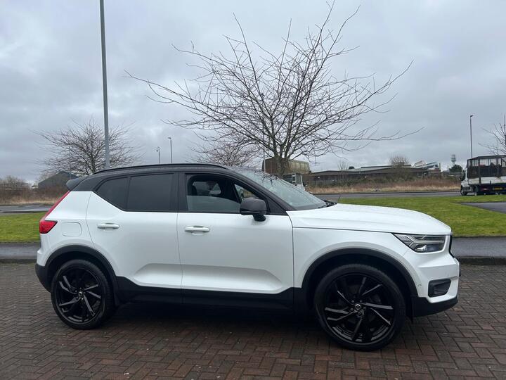 Volvo XC40 2.0 D4 First Edition Auto AWD Euro 6 (s/s) 5dr