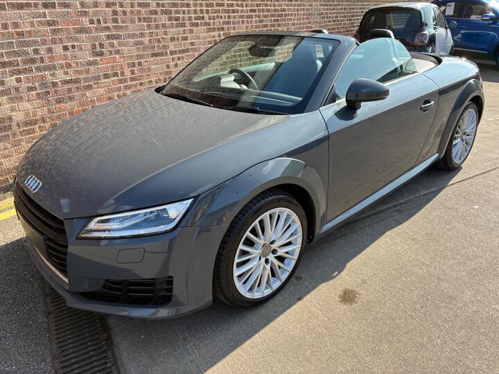 Audi TT 2.0 TDI Ultra Sport Roadster Euro 6 (s/s) 2dr
