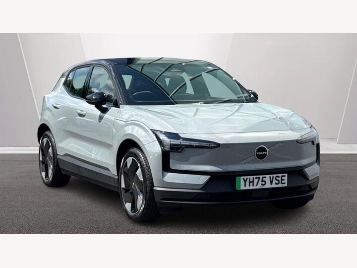 Volvo EX30 Twin Performance 69kWh Plus Auto AWD 5dr