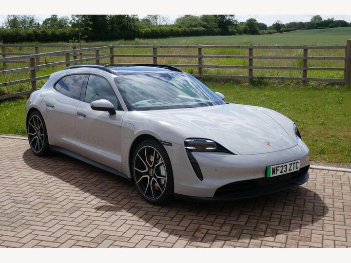 Porsche Taycan Performance Plus 93.4kWh 4S Sport Turismo Auto 4WD 5dr (11kW Charger) Porsche Taycan Performance Plus 93.4kWh 4S Sport Turismo Auto 4WD 5dr (11kW Charger)