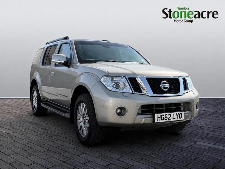 Nissan Pathfinder 2.5 DCi Tekna Auto 4WD Euro 5 5dr