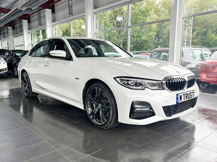 BMW 3 SERIES 2.0 330e 12kWh M Sport Auto Euro 6 (s/s) 4dr