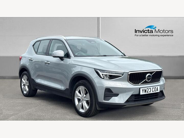 Volvo XC40 2.0 B3 MHEV Core DCT Auto Euro 6 (s/s) 5dr