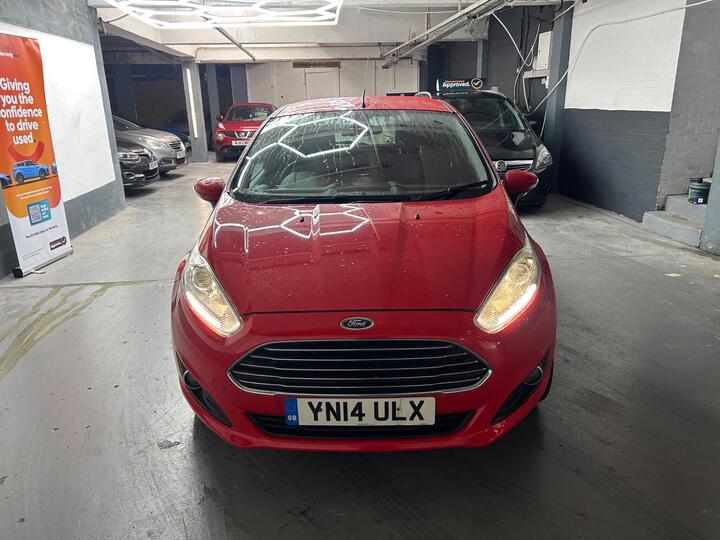 Ford Fiesta 1.0T EcoBoost Titanium Euro 5 (s/s) 5dr