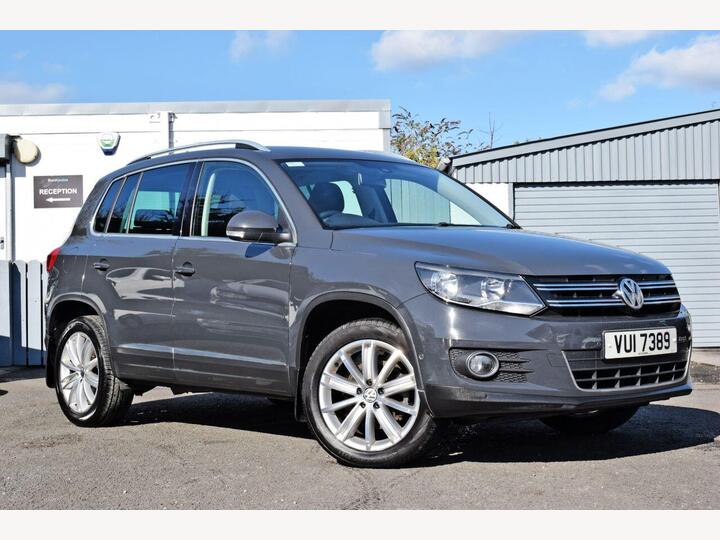 Volkswagen TIGUAN 2.0 TDI BlueMotion Tech Match Edition DSG 4WD Euro 6 (s/s) 5dr Volkswagen TIGUAN 2.0 TDI BlueMotion Tech Match Edition DSG 4WD Euro 6 (s/s) 5dr