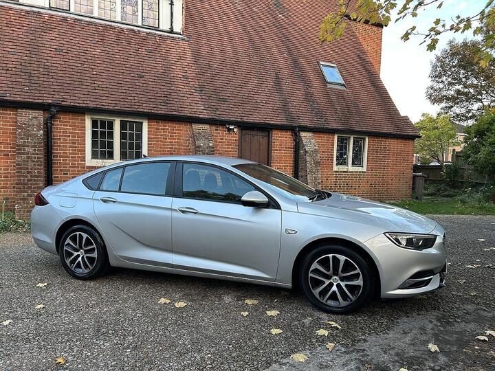 Vauxhall Insignia 1.6 Turbo D EcoTEC Design Nav Grand Sport Euro 6 (s/s) 5dr Vauxhall Insignia 1.6 Turbo D EcoTEC Design Nav Grand Sport Euro 6 (s/s) 5dr