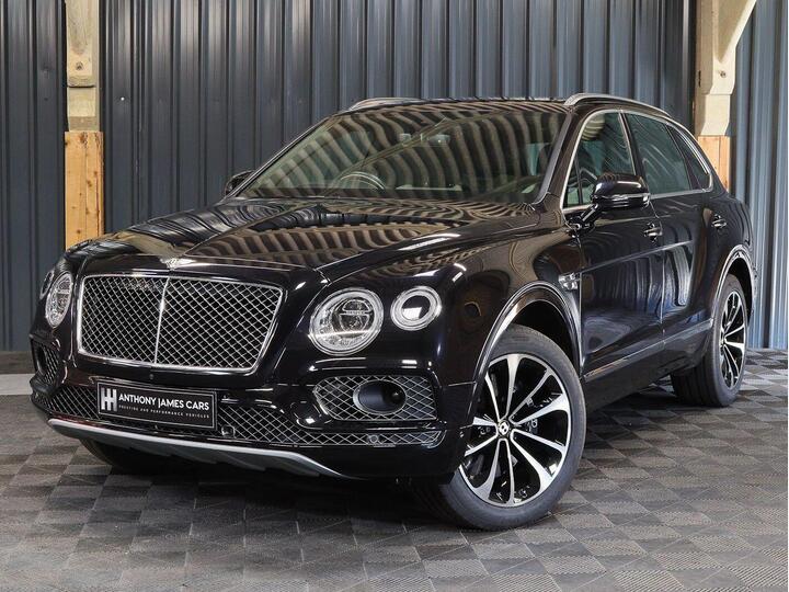 Bentley BENTAYGA 4.0 V8 Auto 4WD Euro 6 (s/s) 5dr Bentley BENTAYGA 4.0 V8 Auto 4WD Euro 6 (s/s) 5dr