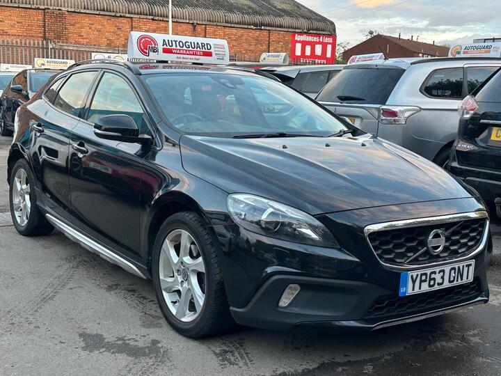 Volvo V40 Cross Country 1.6 D2 Lux Euro 5 (s/s) 5dr Volvo V40 Cross Country 1.6 D2 Lux Euro 5 (s/s) 5dr
