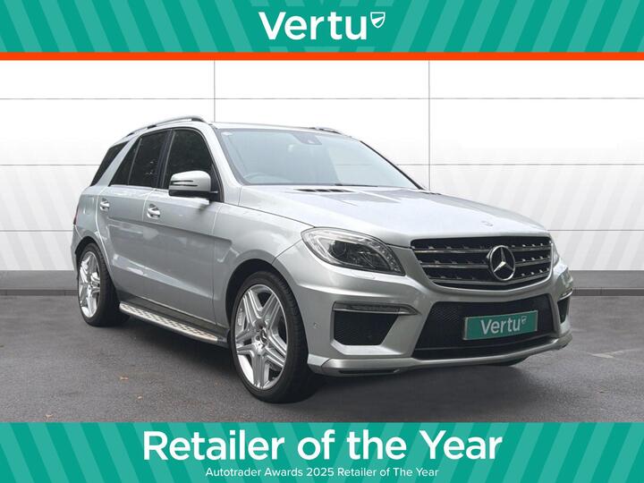 Mercedes-Benz M Class 5.5 ML63 V8 AMG G-Tronic 4WD Euro 5 (s/s) 5dr