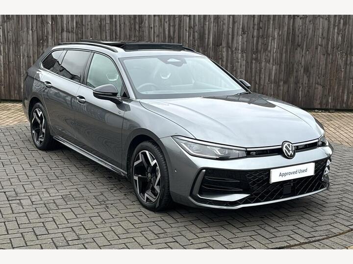 Volkswagen Passat 1.5 TSI EHybrid 19.7kWh R-Line DSG Euro 6 (s/s) 5dr