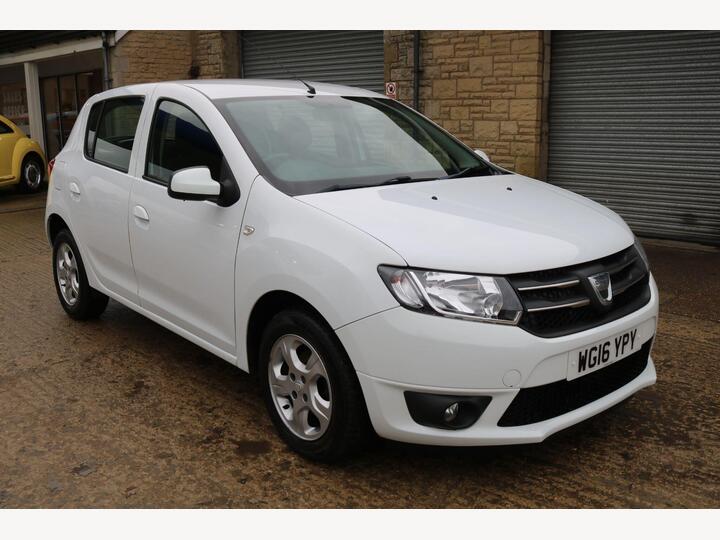 Dacia Sandero 1.5 DCi Laureate Euro 6 (s/s) 5dr Dacia Sandero 1.5 DCi Laureate Euro 6 (s/s) 5dr