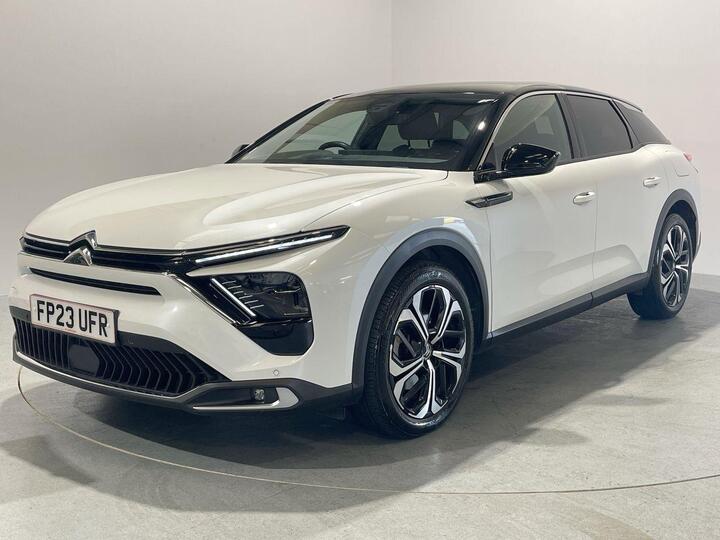 Citroen C5 X 1.6 12.4kWh Shine Plus E-EAT8 Euro 6 (s/s) 5dr Citroen C5 X 1.6 12.4kWh Shine Plus E-EAT8 Euro 6 (s/s) 5dr
